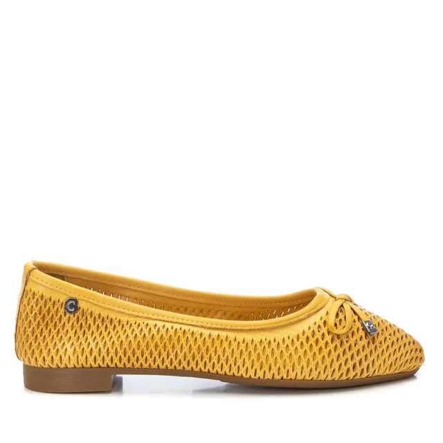 Carmela 16076105 ballerines cuir jaune ajourées