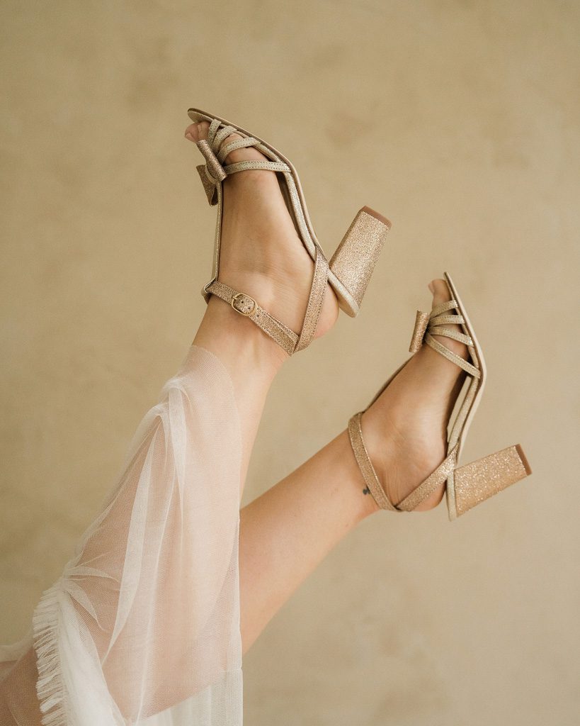 Dessine Moi Un Soulier Chloé sandales paillettes champagne irisé