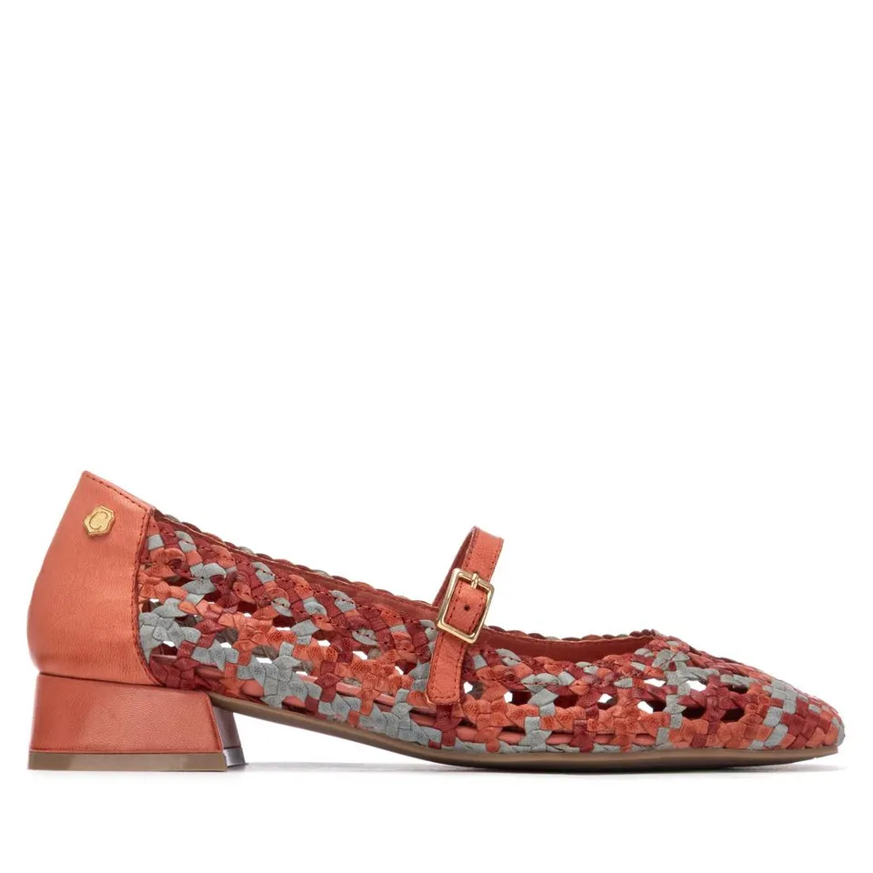 Carmela 16312805 babies cuir rouge corail talon bas