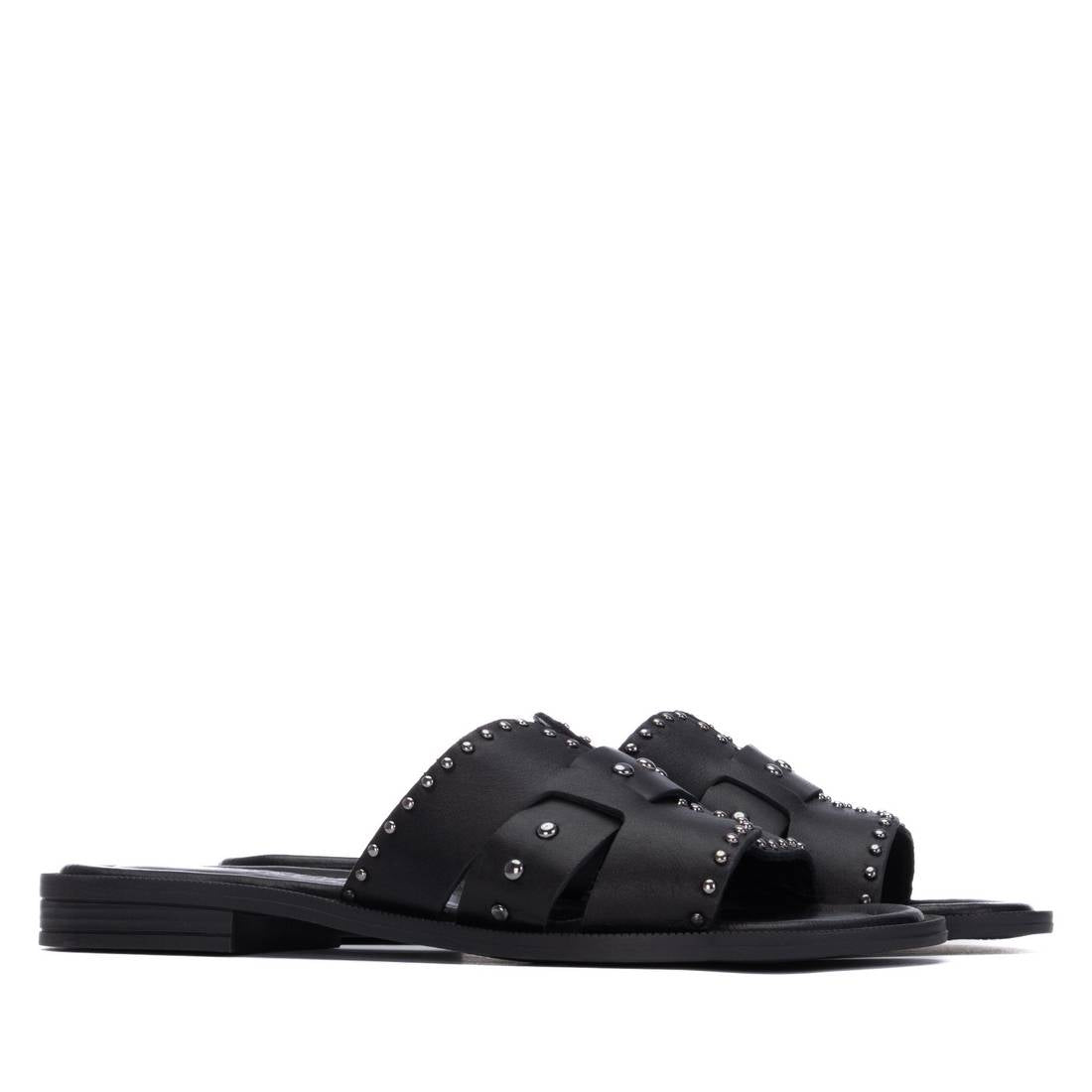 Carmela 16306001 sandales femme noir cuir clous