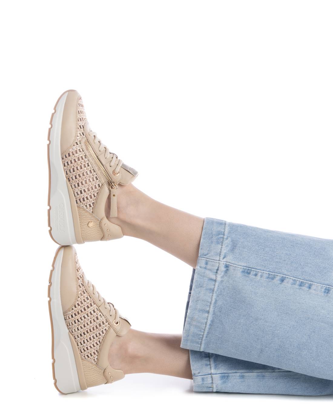Carmela 16232602 baskets femme cuir beige lacets