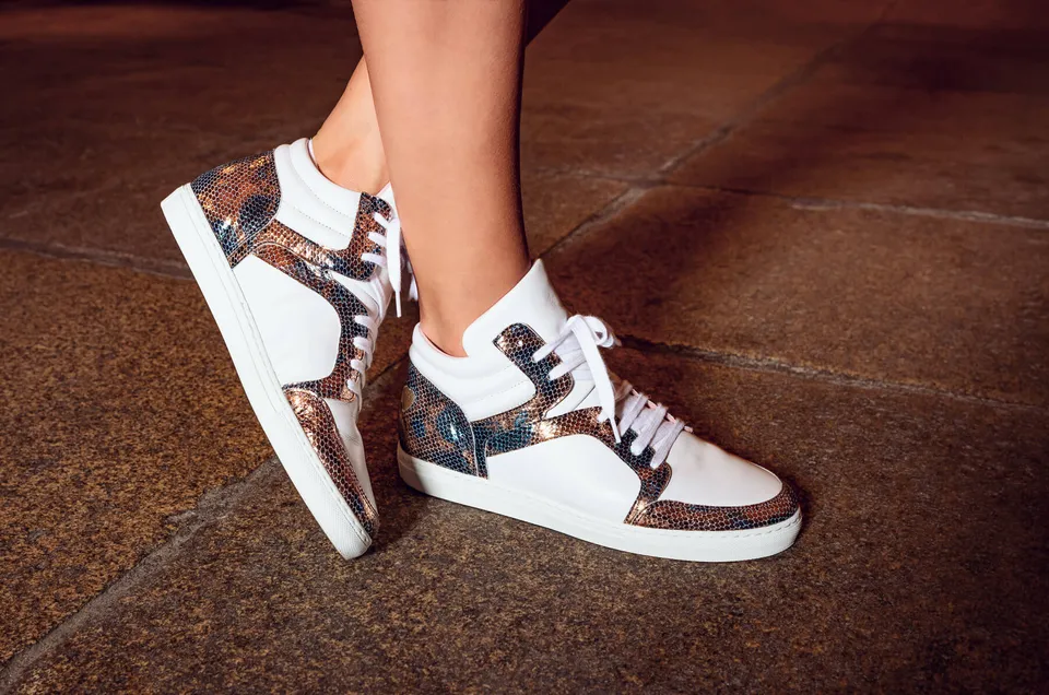 Coralie Masson Maria baskets montantes cuir blanc python bleu