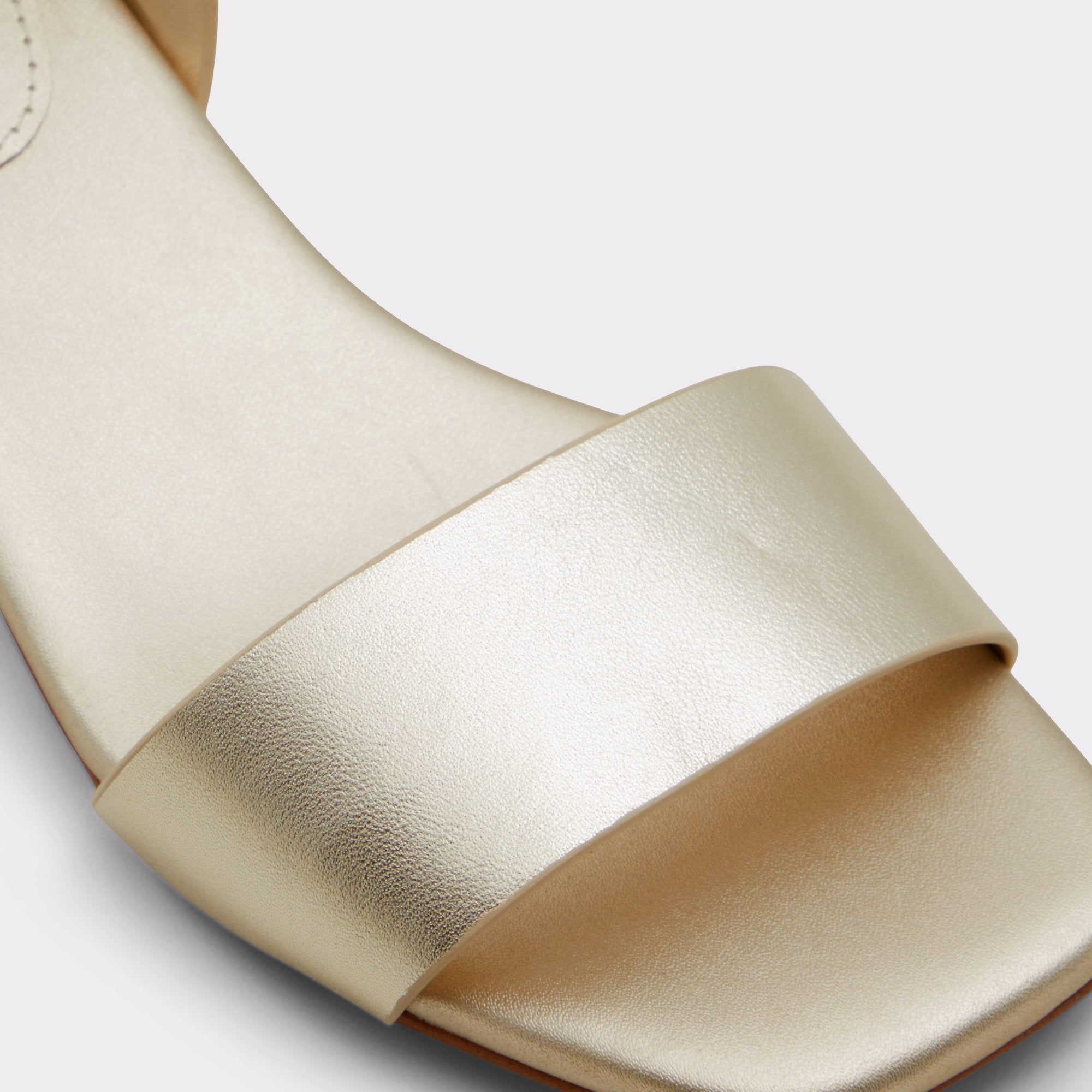 Aldo Dorenna sandales talon bride arrière petit talon