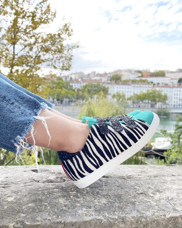 Dessine Moi Un Soulier Basket sneakers poil zèbre turquoise noir