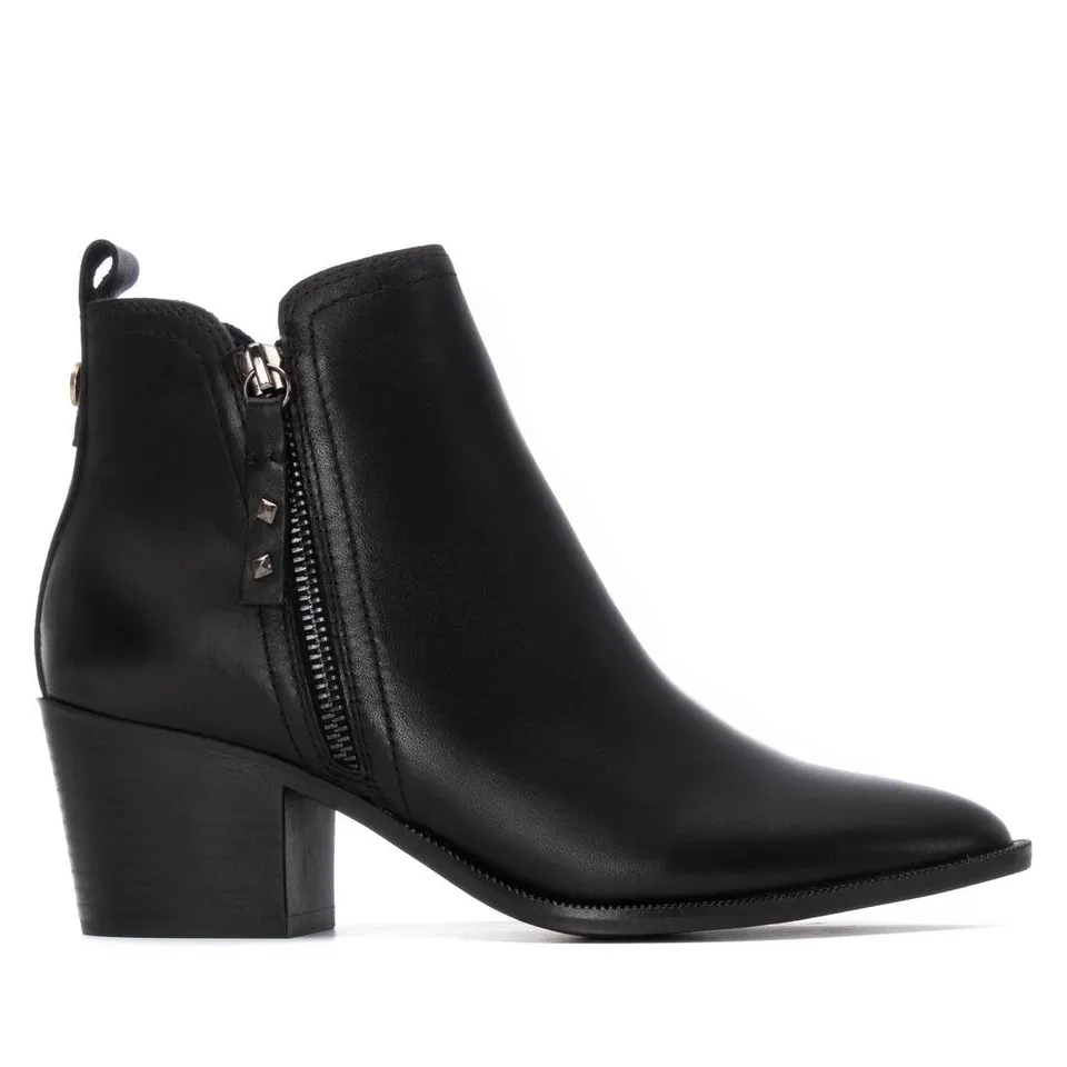 Carmela 16258501 bottine noire à talon zip latéral