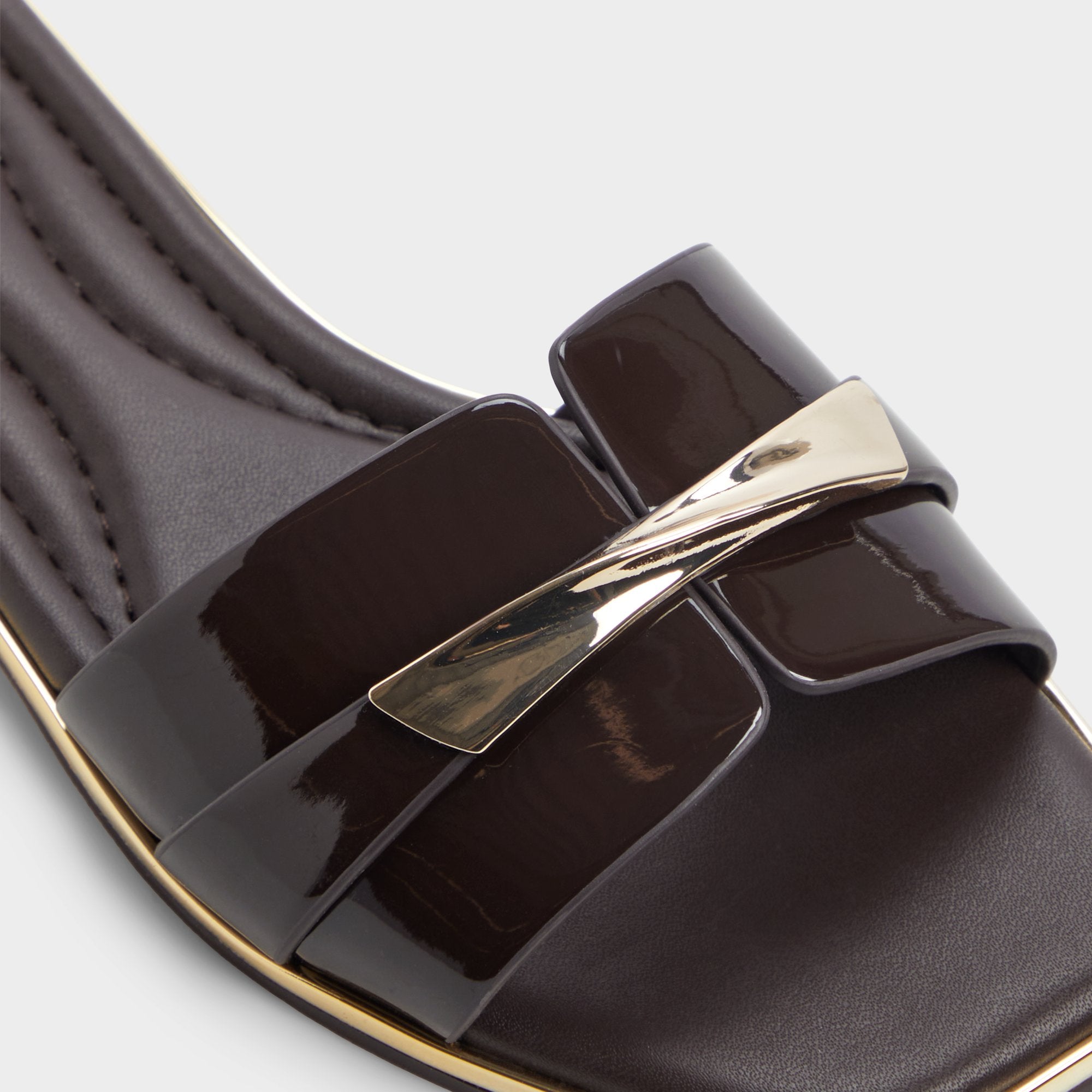 ALDO Darlina sandales plates cuir marron