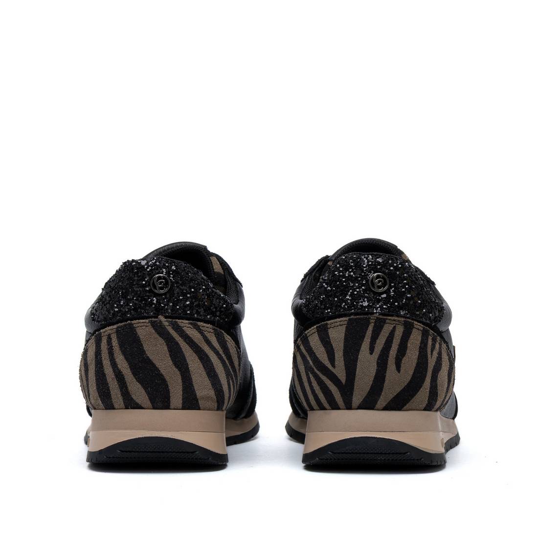 Carmela 164234 16423403 baskets noires semelle jogging
