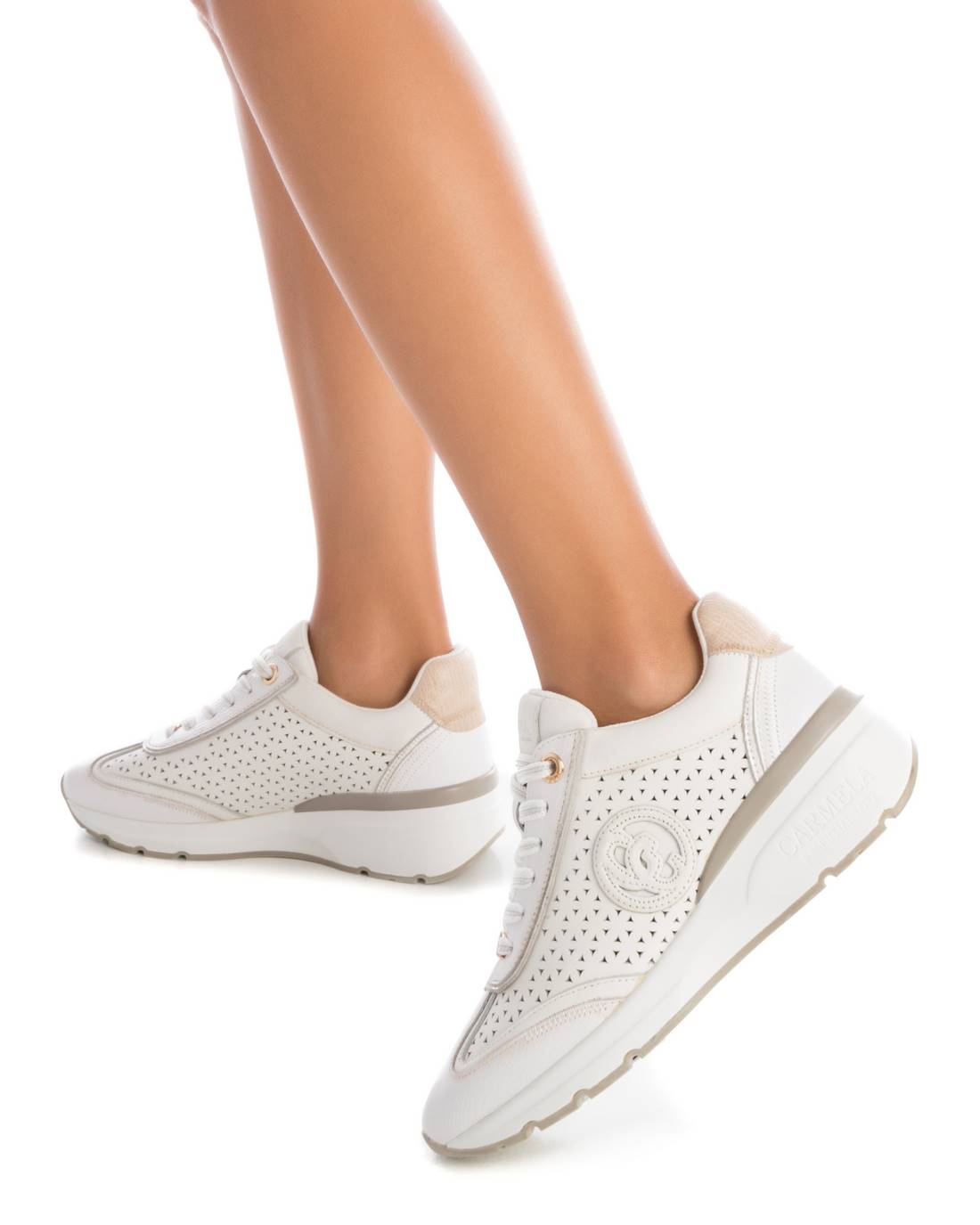 Carmela 16142103 baskets cuir blanc ajoure point 35-41
