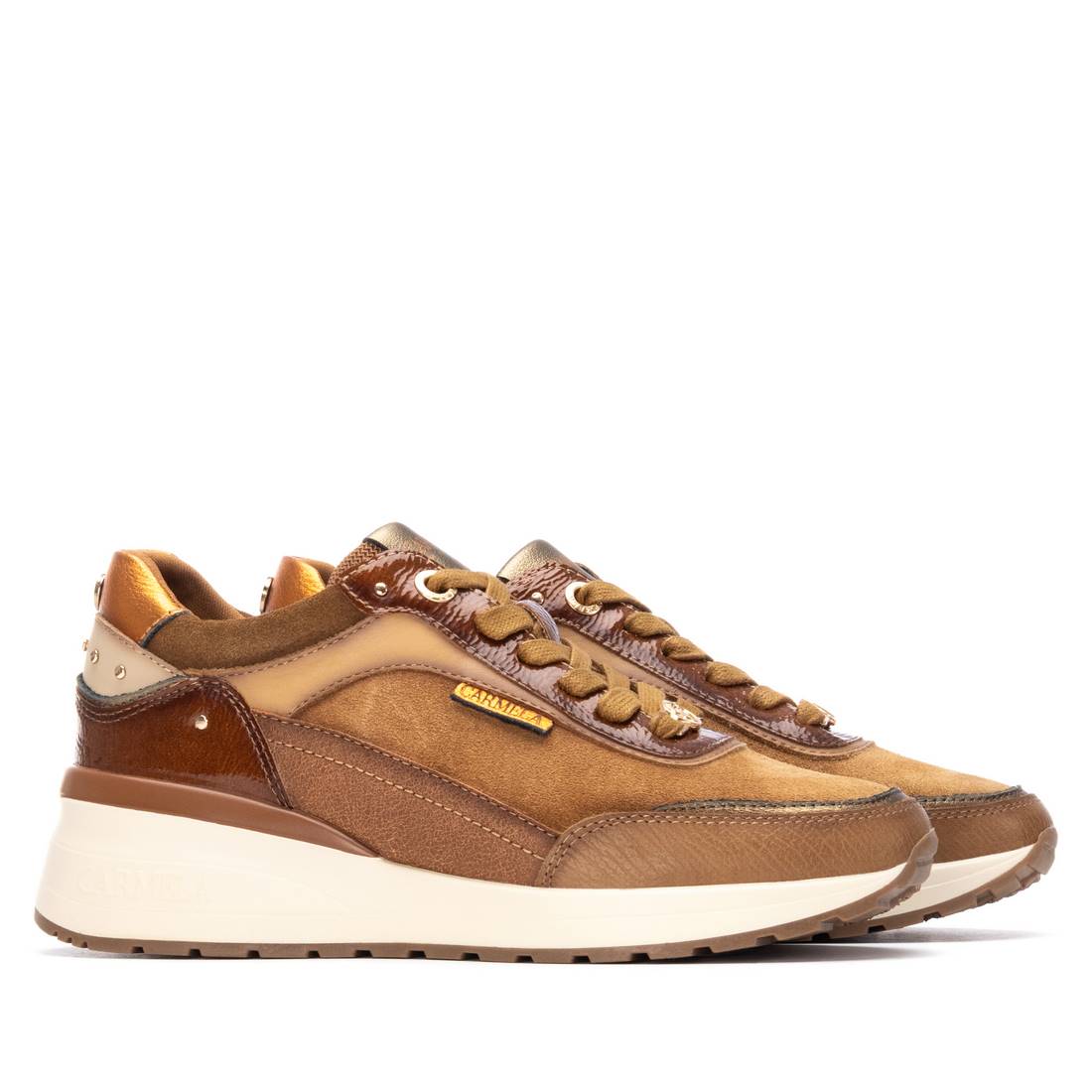 Carmela 16265204 baskets cuir camel plates cloutées