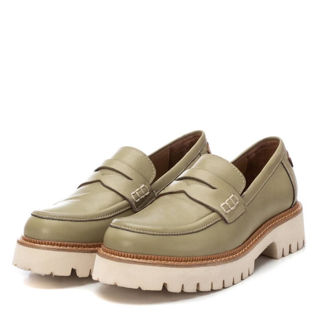 Carmela 16130903 mocassin cuir vert semelle dentée