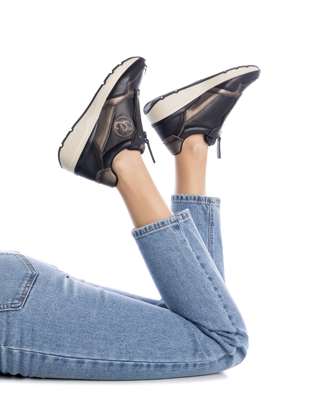 Carmela 16183001 sneaker cuir noir semelle amovible