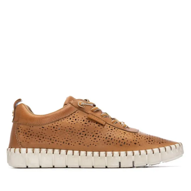 Carmela 16309904 basket femme camel cuir perforé