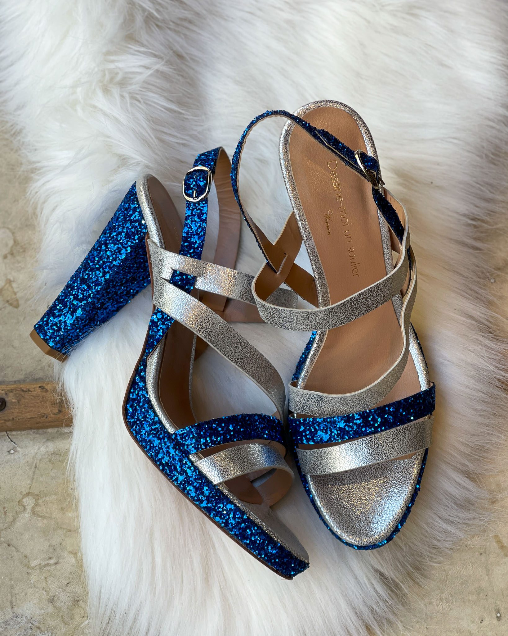 Dessine Moi Un Soulier Emma sandale irisé argent glitter bleu