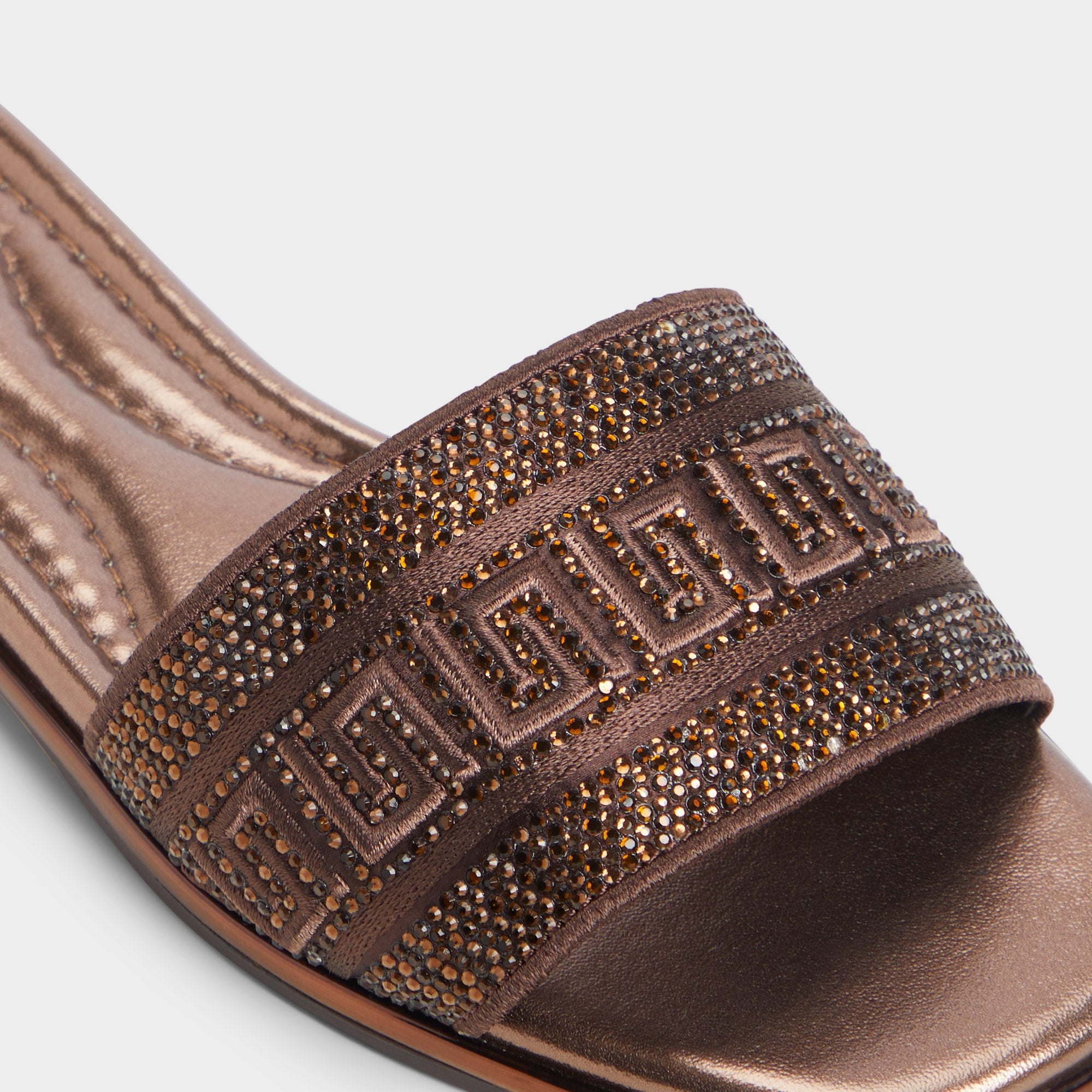 ALDO Oceania sandales plates marron