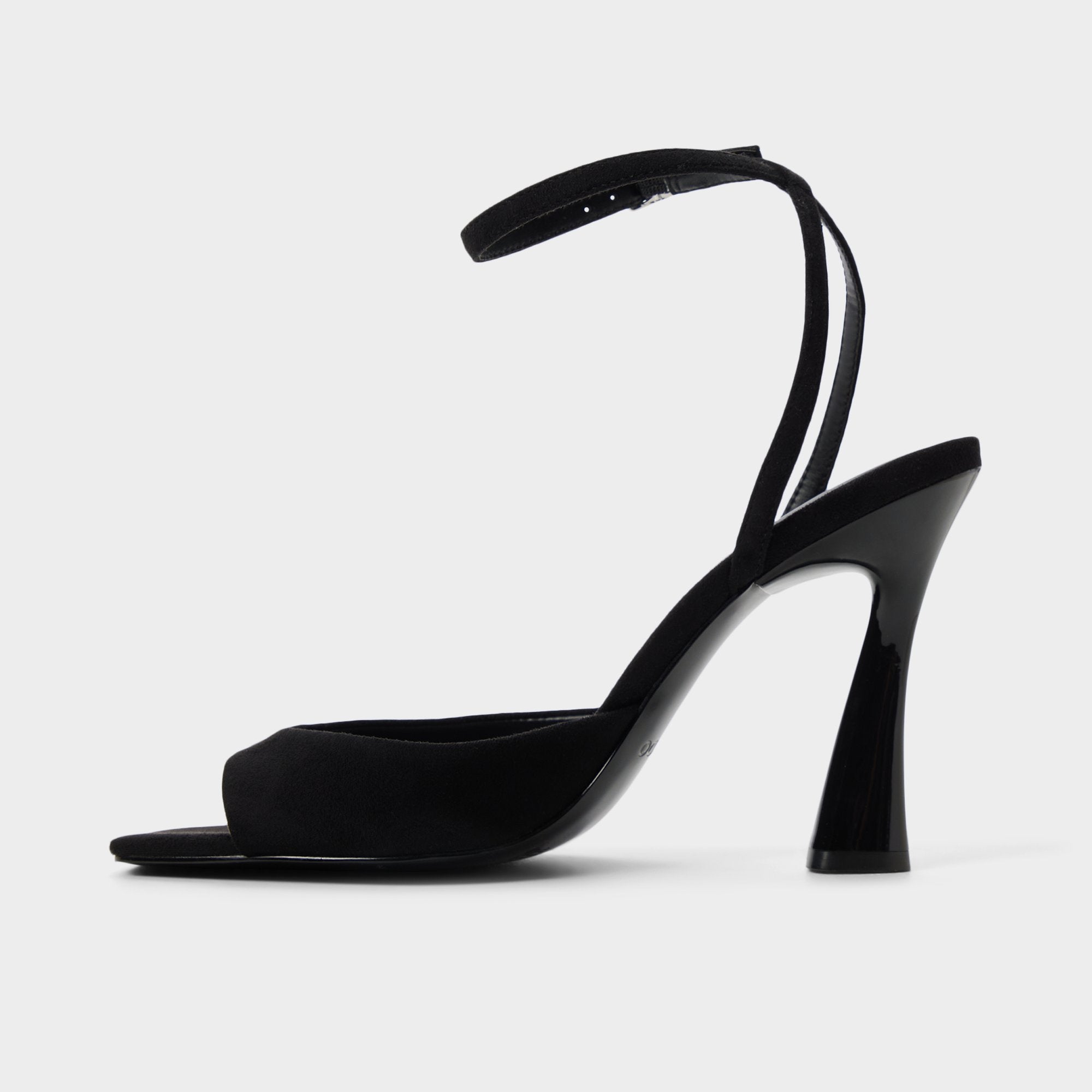 ALDO Alisonn escarpins noirs à bride