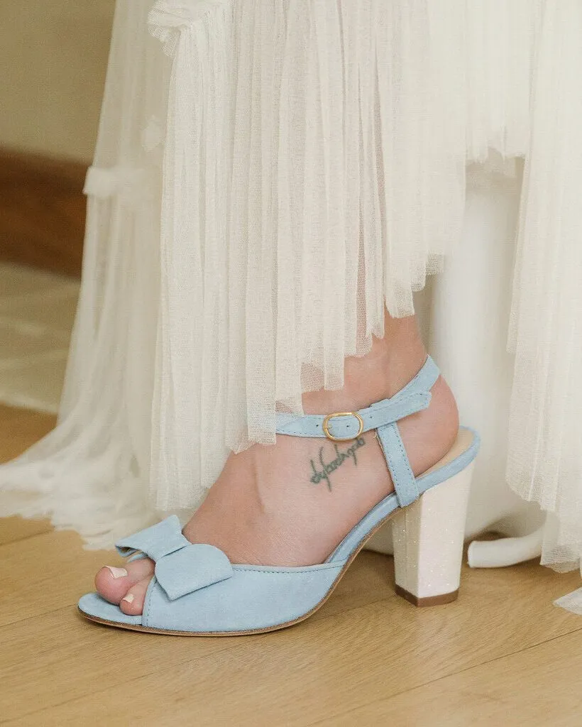 Dessine Moi Un Soulier Charlotte velours baby blue sandales talons