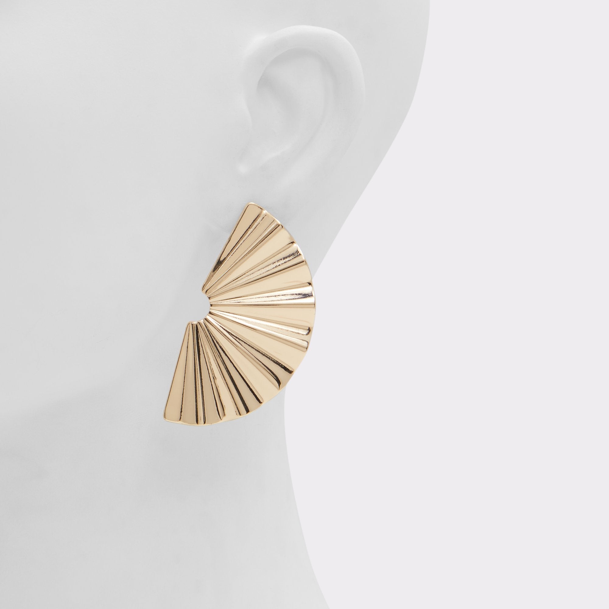 Aldo Faerrah boucle d'oreille métal doré