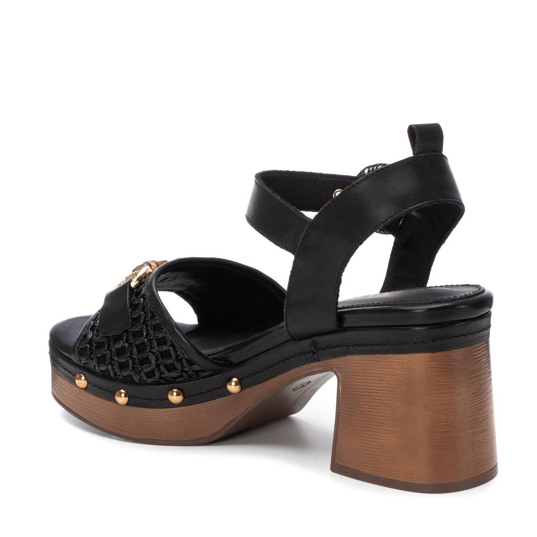 Carmela 16236702 sandales noir cuir talon moyen