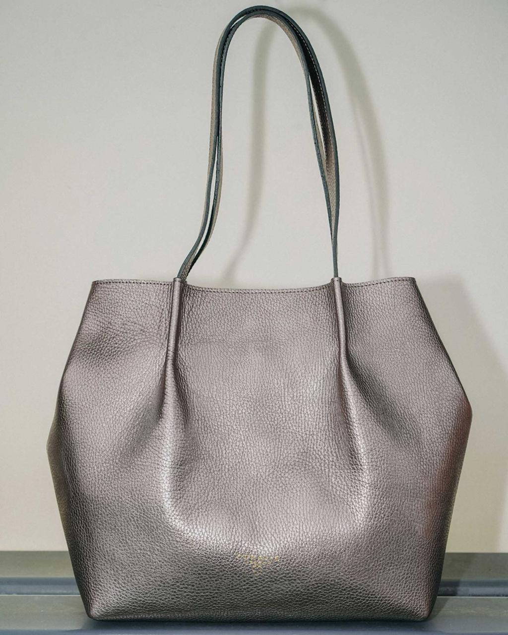 Coralie Masson Steevie sac cabas cuir métallisé asphalte