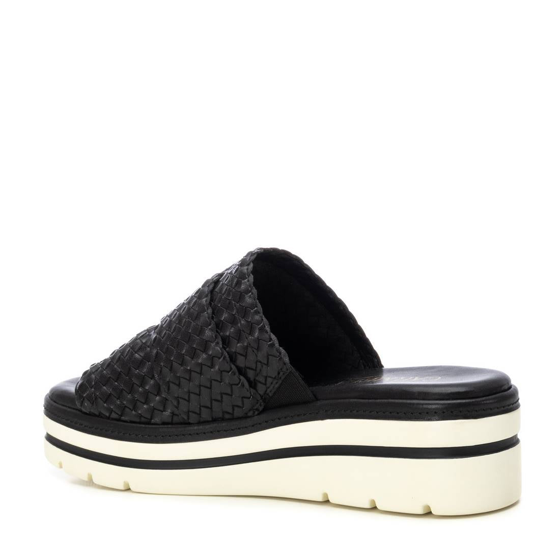 Carmela 16225103 sandales femme noir compensées