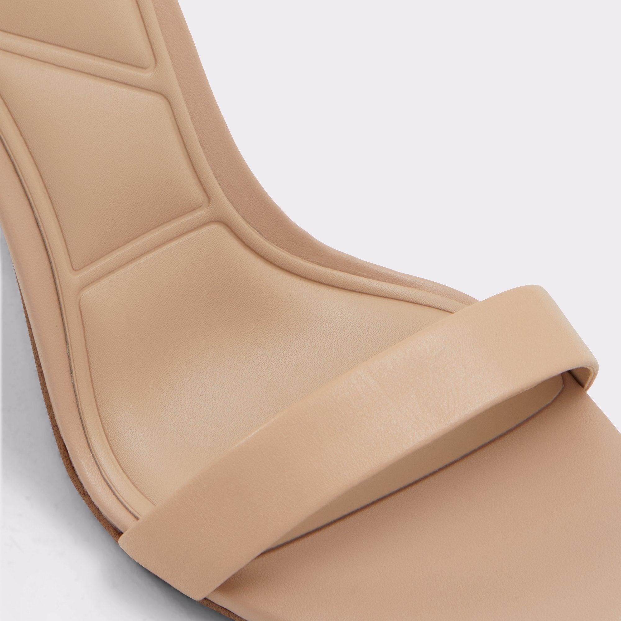 Aldo Hazelia escarpins talon bloc beige