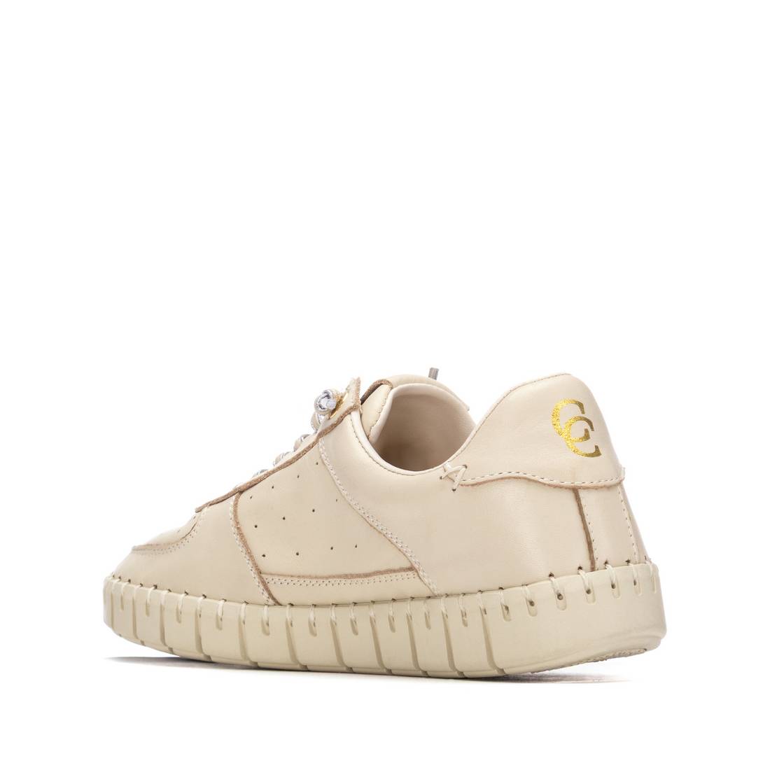 Carmela 16310202 baskets femme beige cuir clous