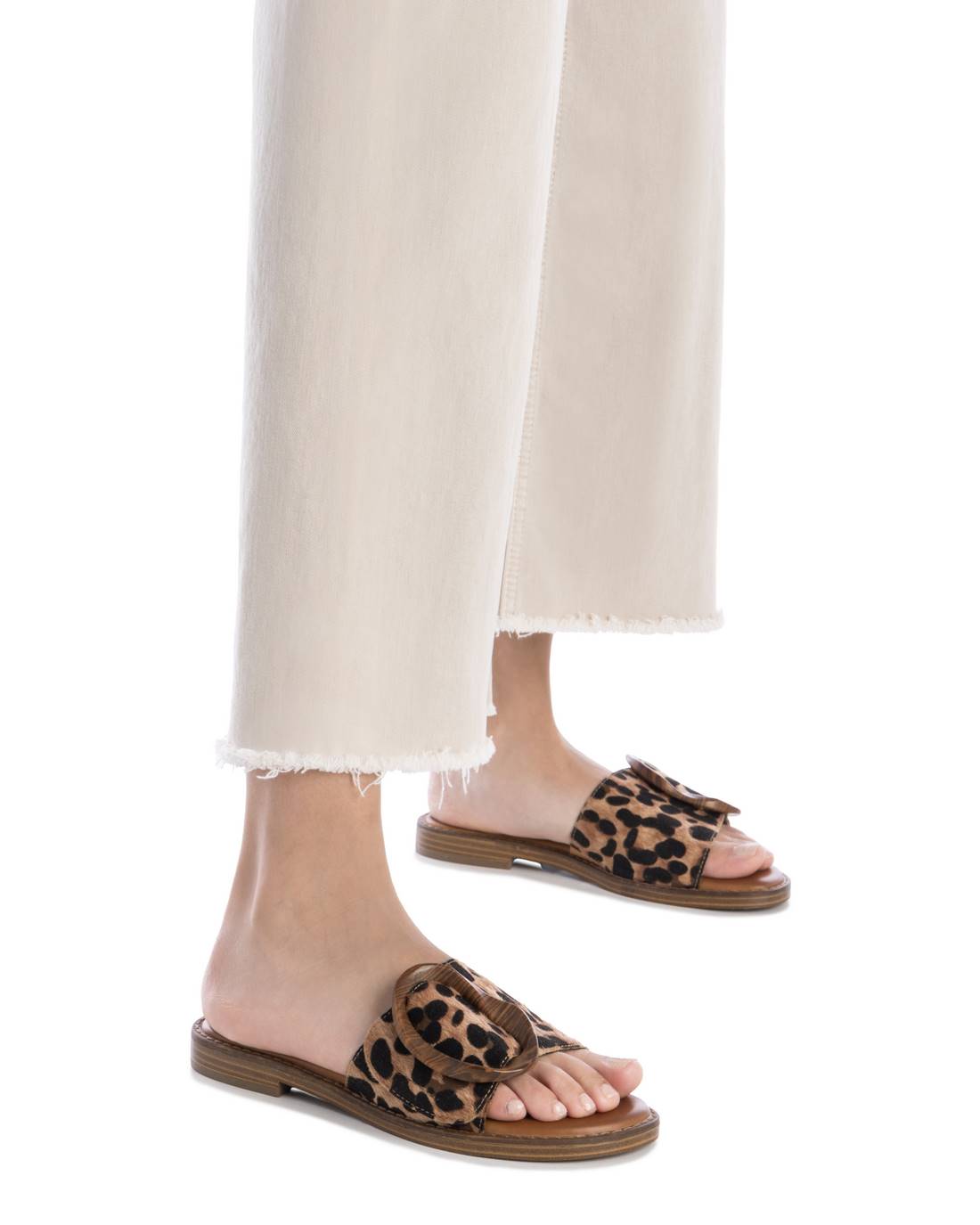 Carmela 16241504 sandale raphia léopard talon bas