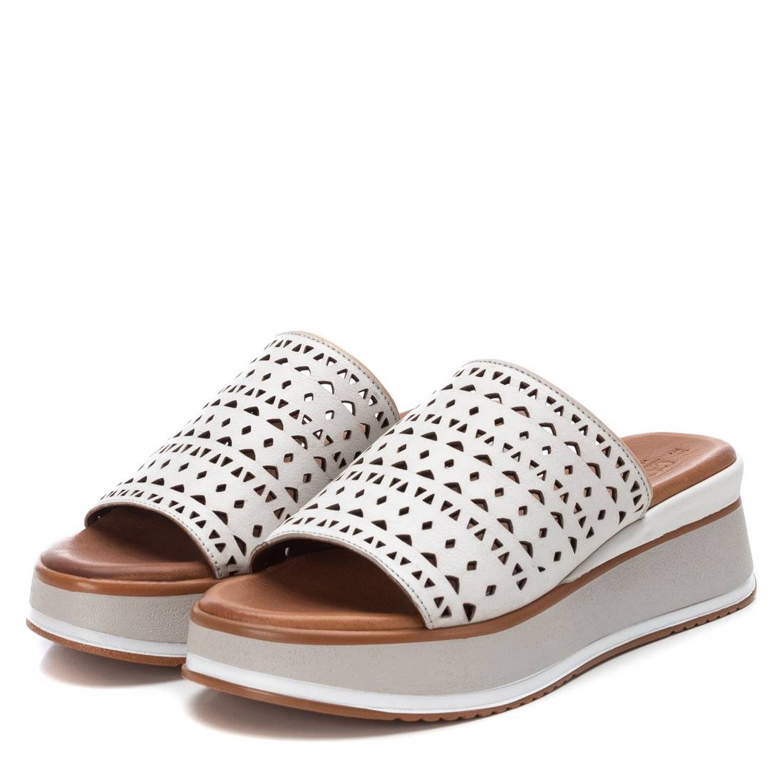 Carmela 16064502 mules compensées blanc cuir 6 cm