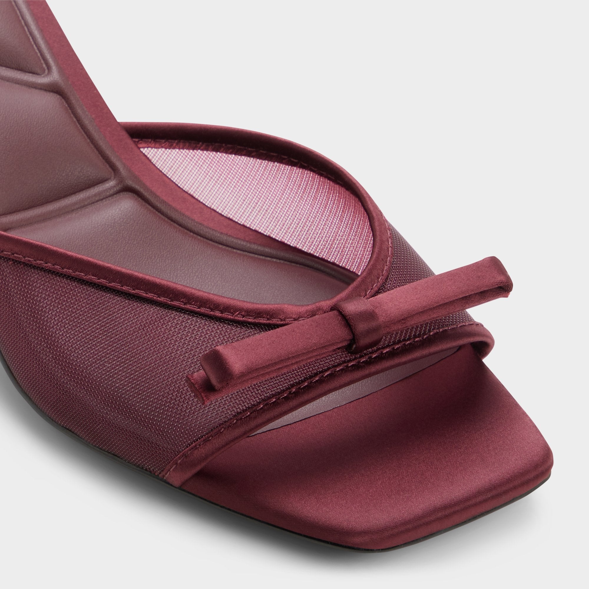 ALDO Begoniaa escarpin bordeaux petit talon