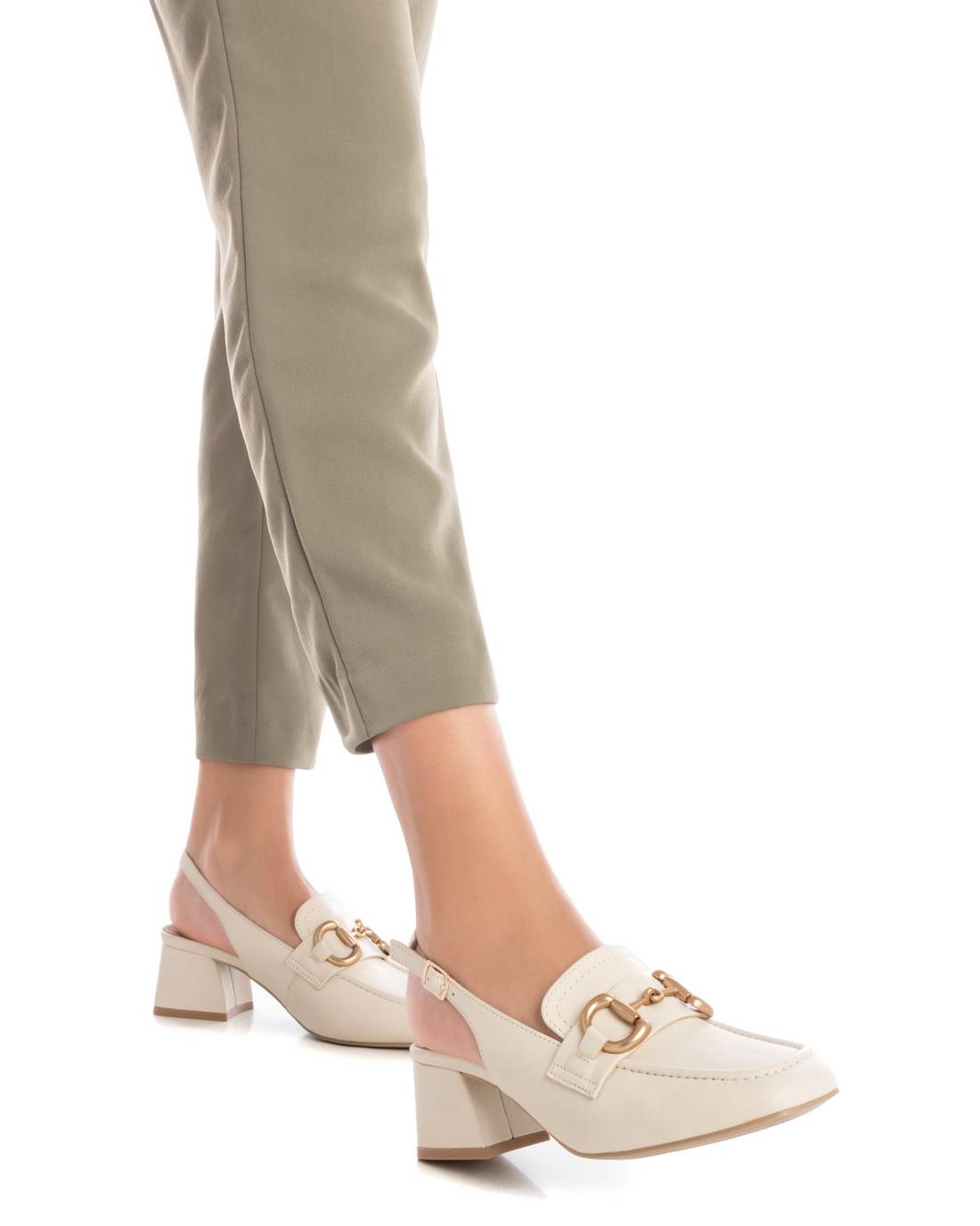 Carmela 16160202 mocassins femme blanc cuir talon 5 cm