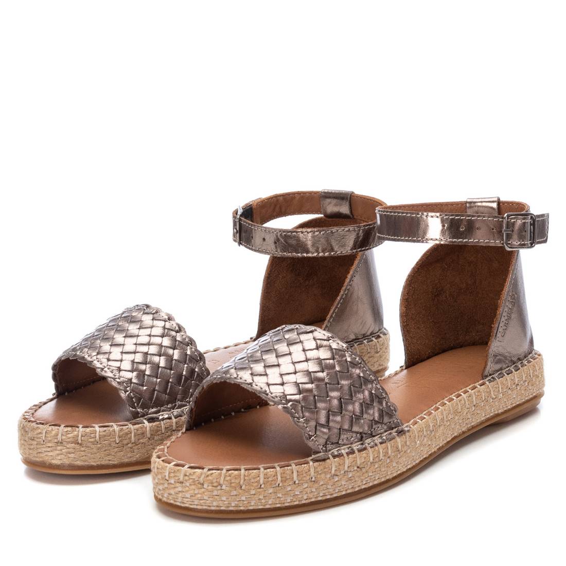Carmela 16047901 sandale cuir gris talon plat