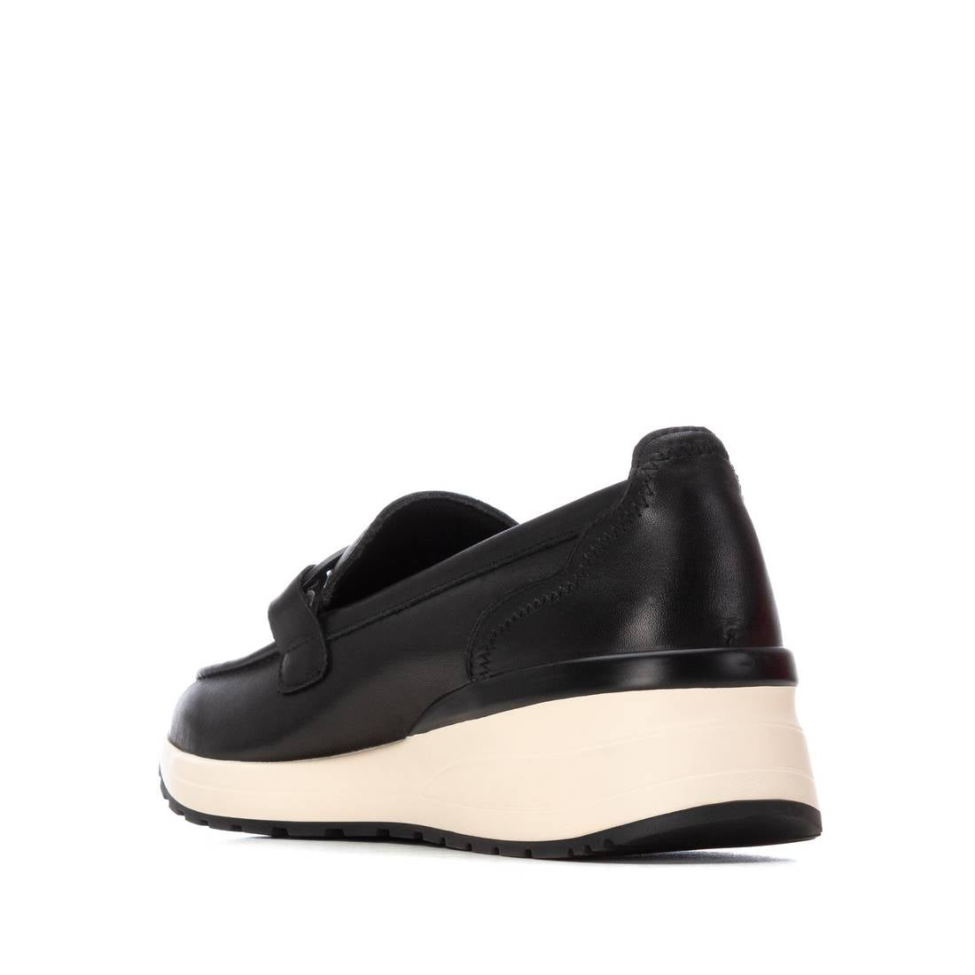 Carmela 162523 16252301 mocassin cuir noir métallisé