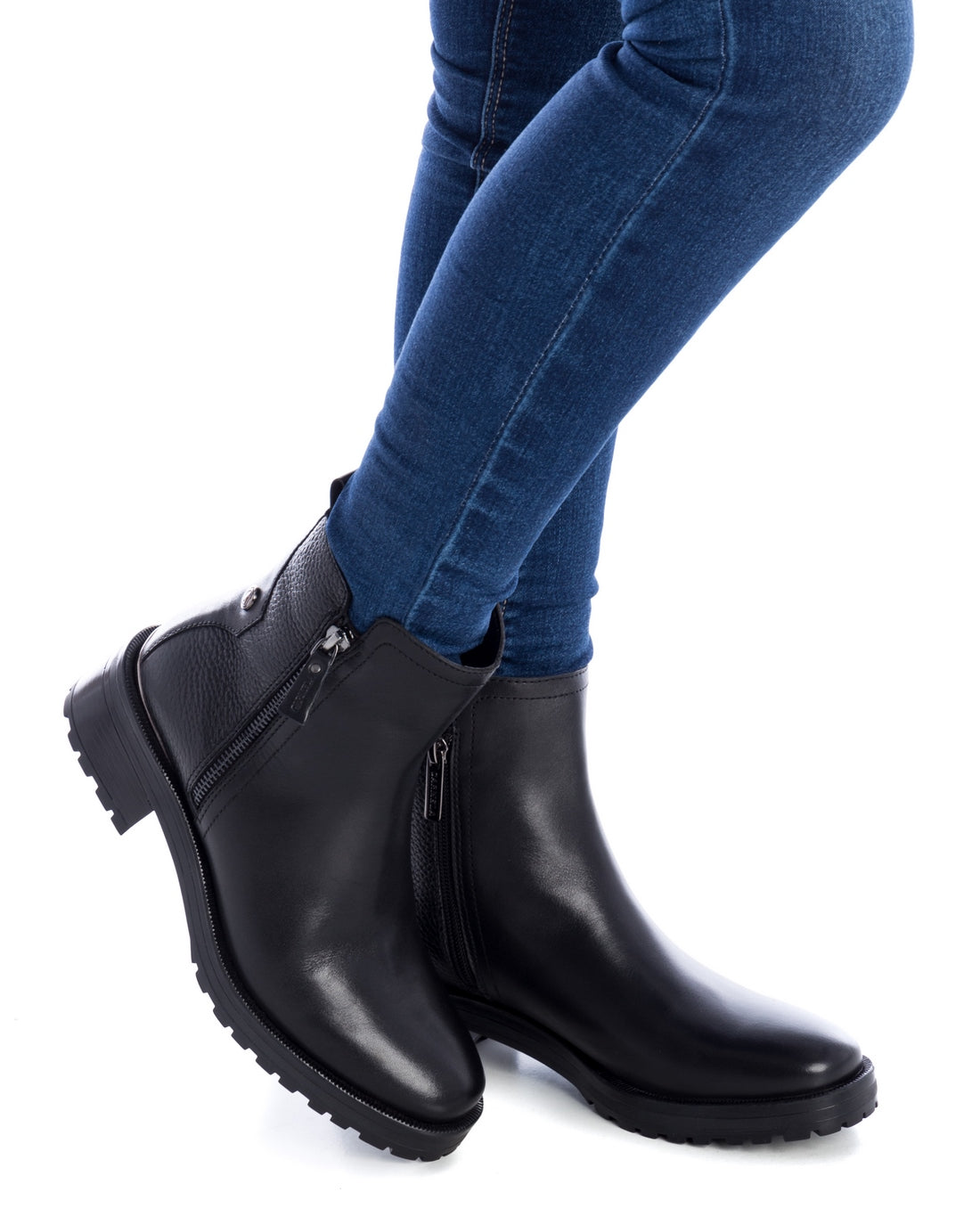 Carmela 16027701 bottine femme cuir noir plate