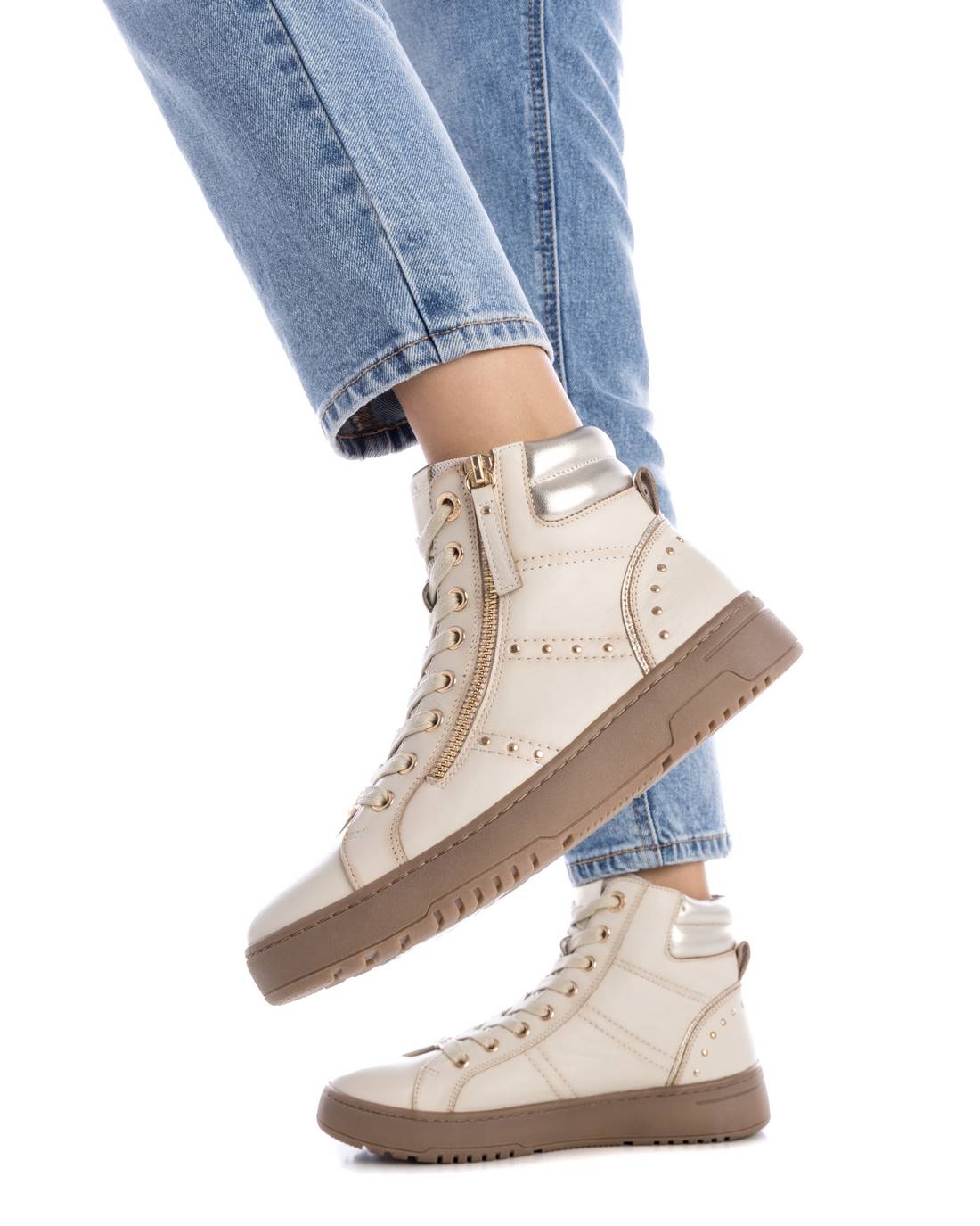 Carmela 16180504 bottines cuir blanc zip plat