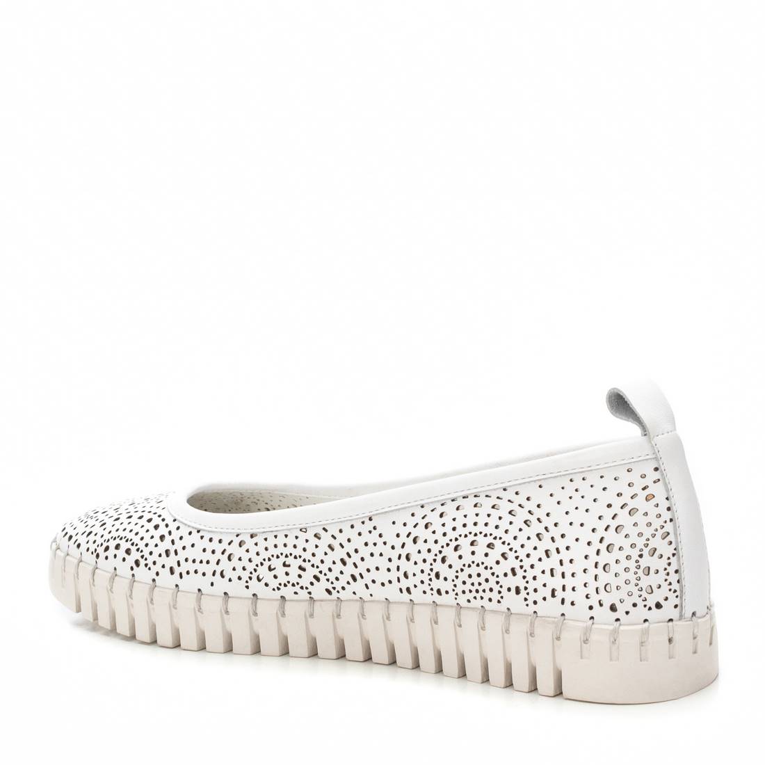 Carmela 16230202 ballerine blanche cuir confort