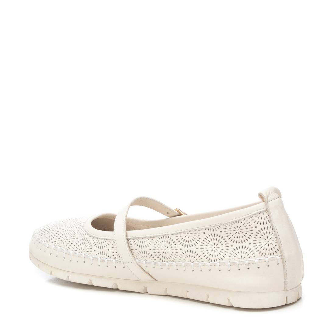Carmela 16208001 ballerine cuir blanc boucle