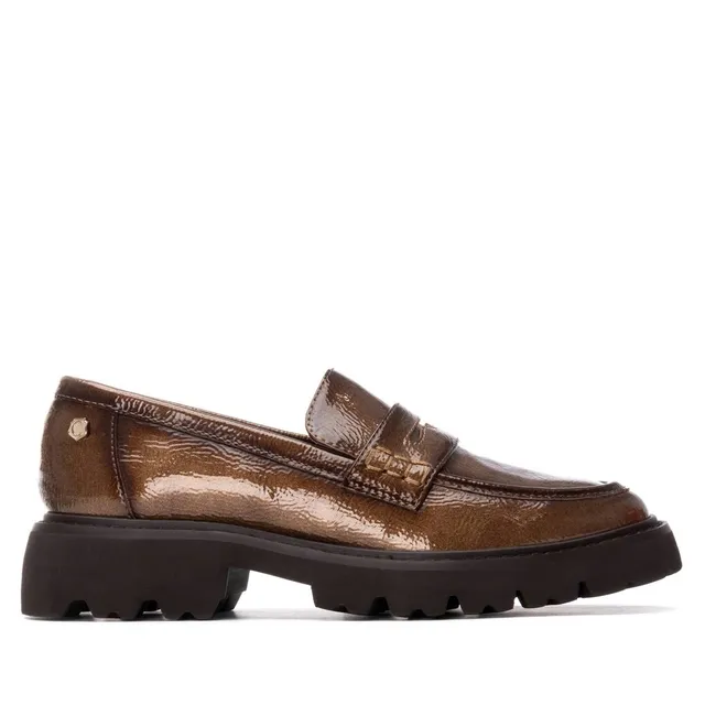Carmela 16255104 mocassin verni taupe plat