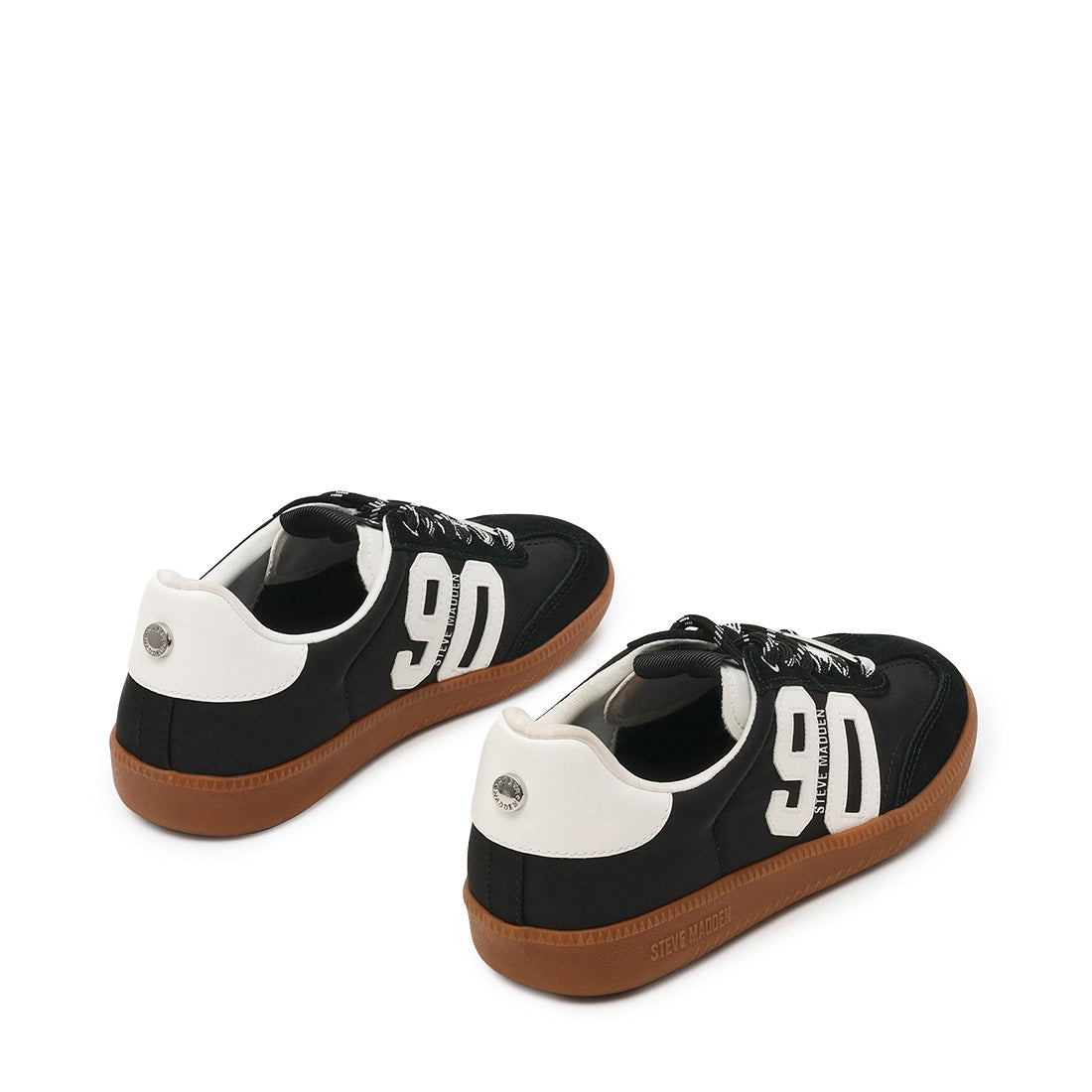 Steve Madden Sm90 baskets femme noir blanc toile