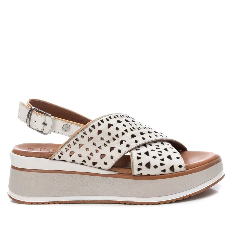 Carmela 16064303 sandale compensée blanc cuir