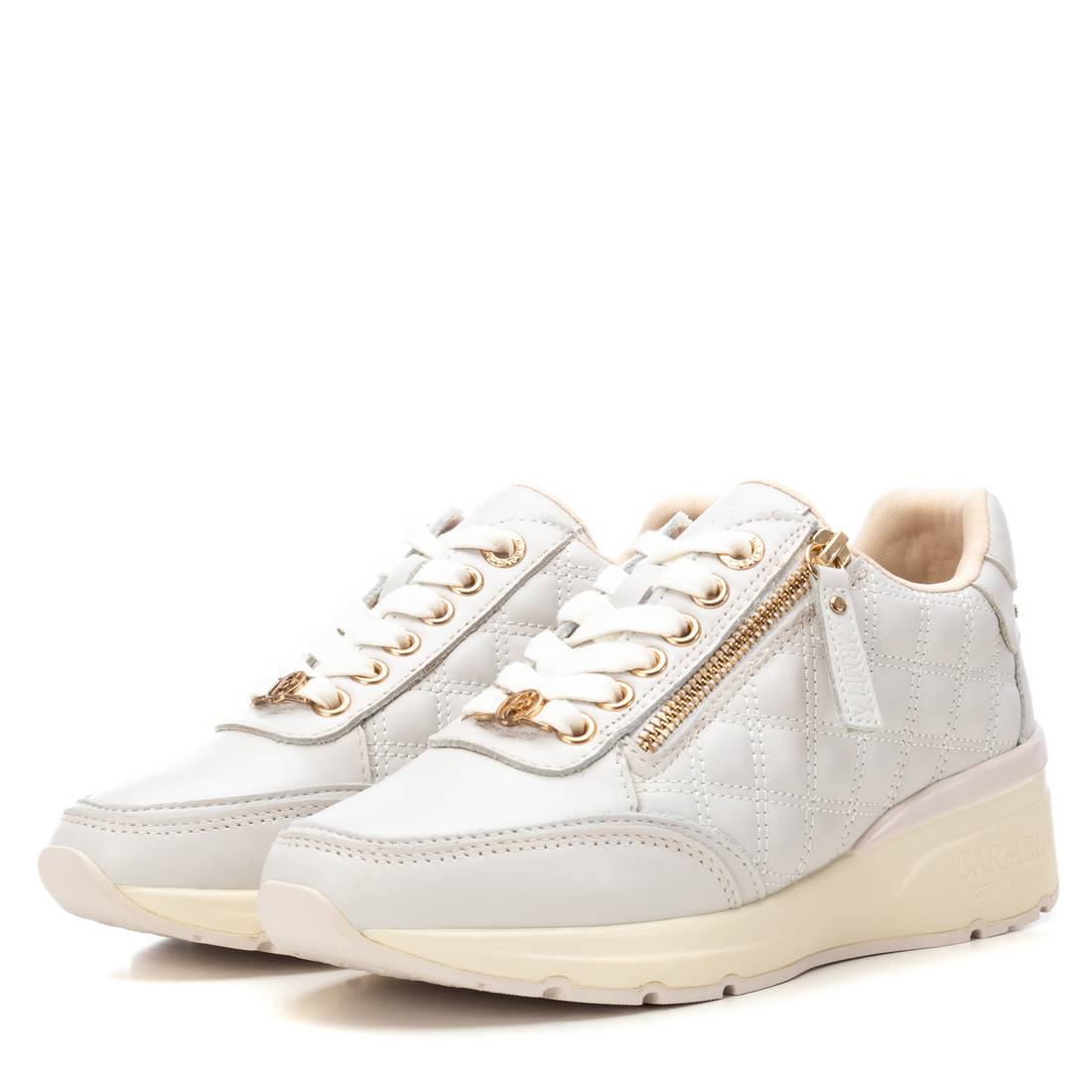 Carmela 16195405 basket femme blanc cuir talon compensé