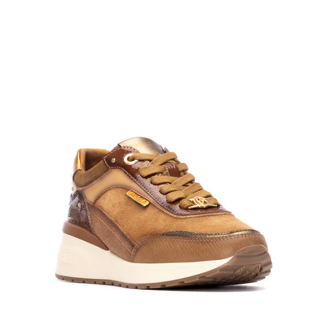 Carmela 16265204 baskets cuir camel plates cloutées