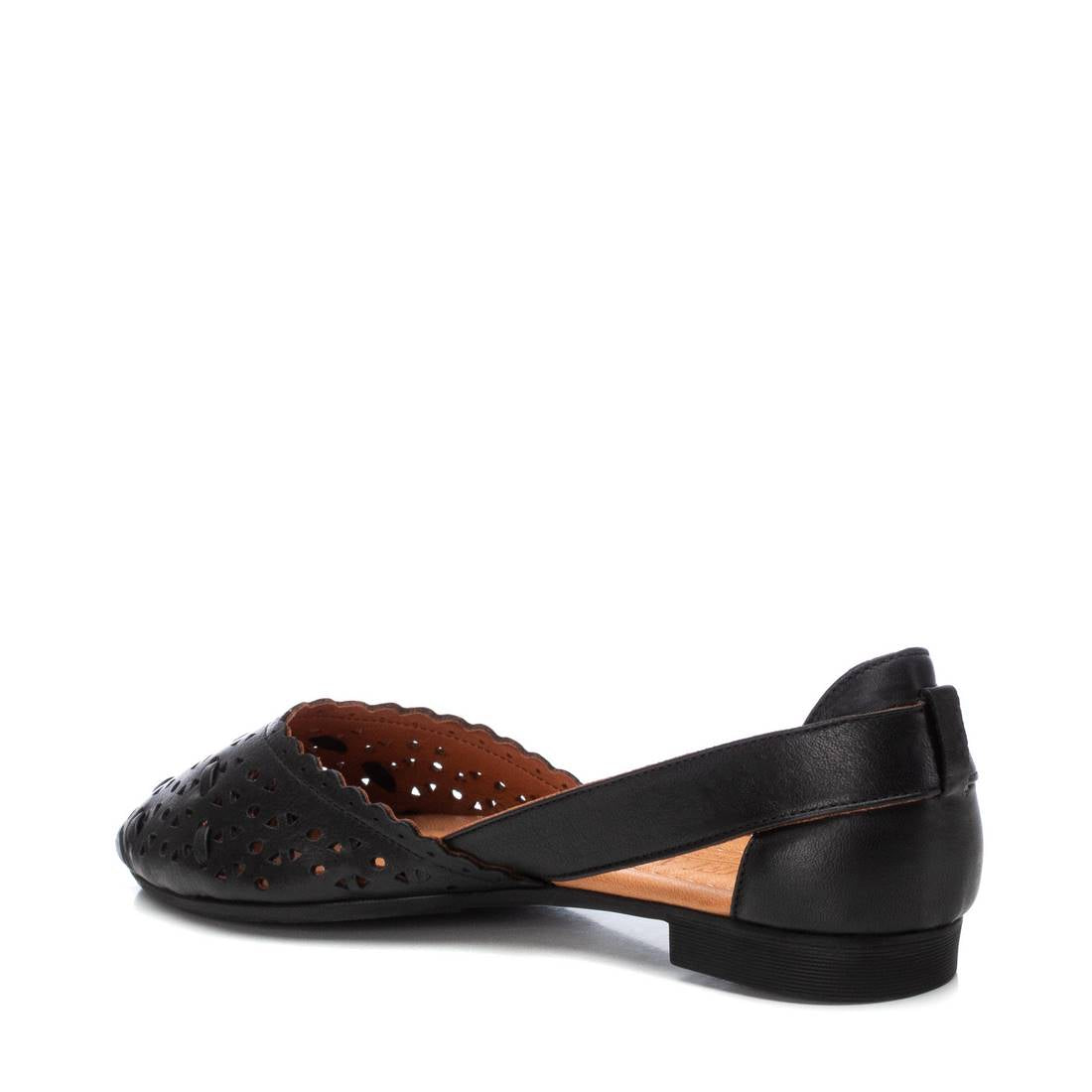 Carmela 16158107 ballerine cuir noir ajourée