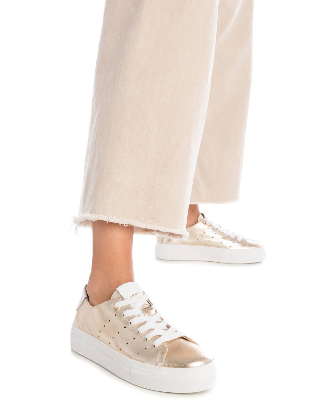 Carmela 16133701 baskets femme cuir doré lacets