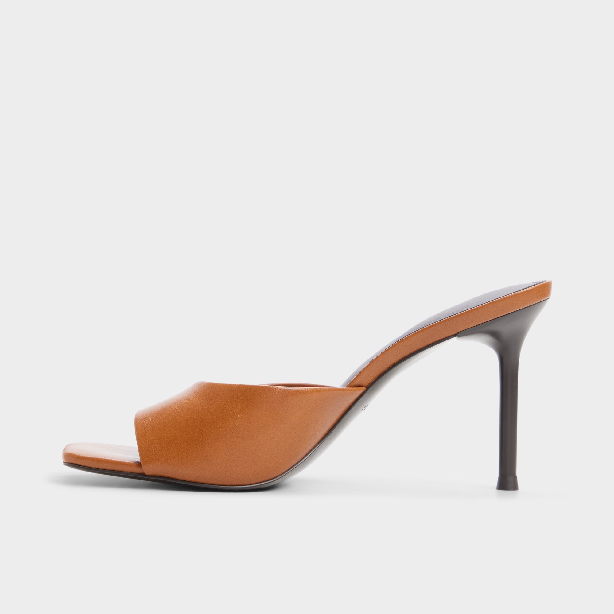 ALDO Eleonie escarpins marron talon confort