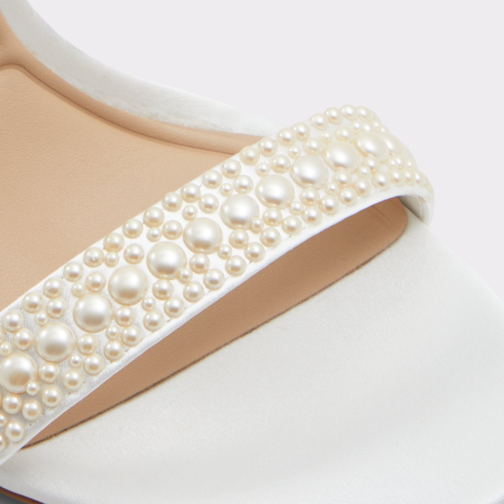 ALDO Perlea sandales blanches strass
