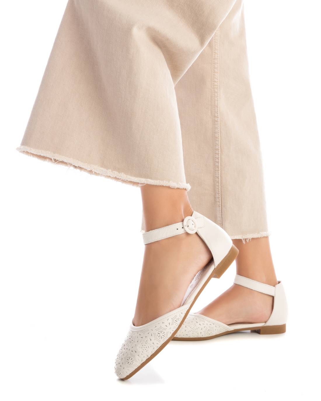 Carmela 16158303 ballerines femme blanc cuir