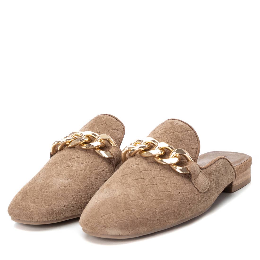 Carmela 16072101 mule marron cuir chaîne plate