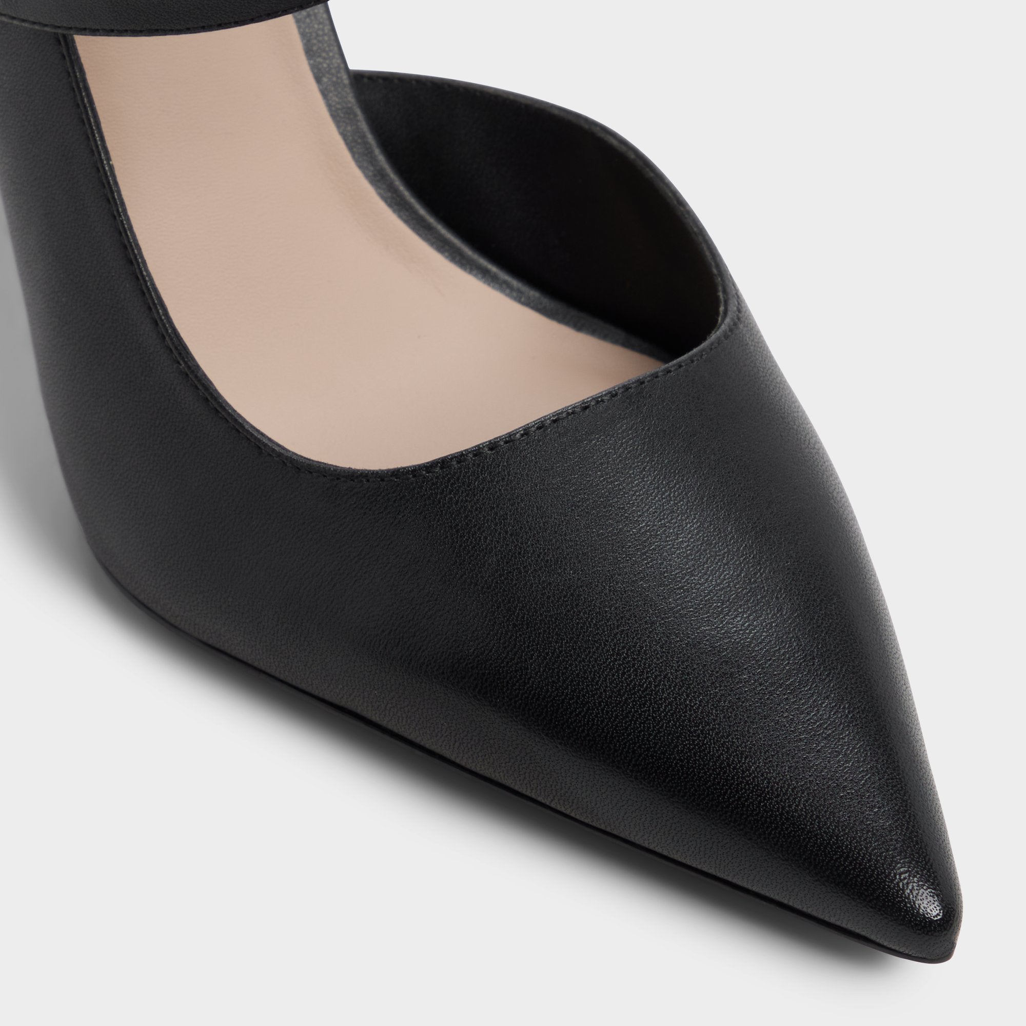 ALDO Brunette escarpins noirs petit talon