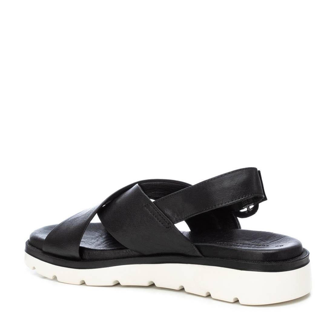 Carmela 16075807 sandales femme noir cuir plat