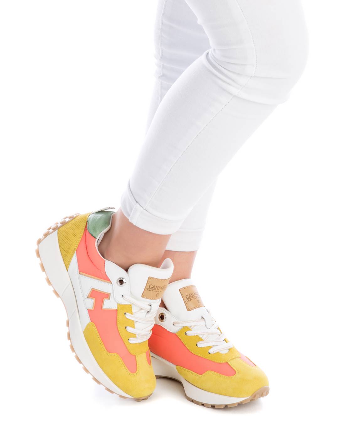Carmela 16066407 basket cuir jaune pastel